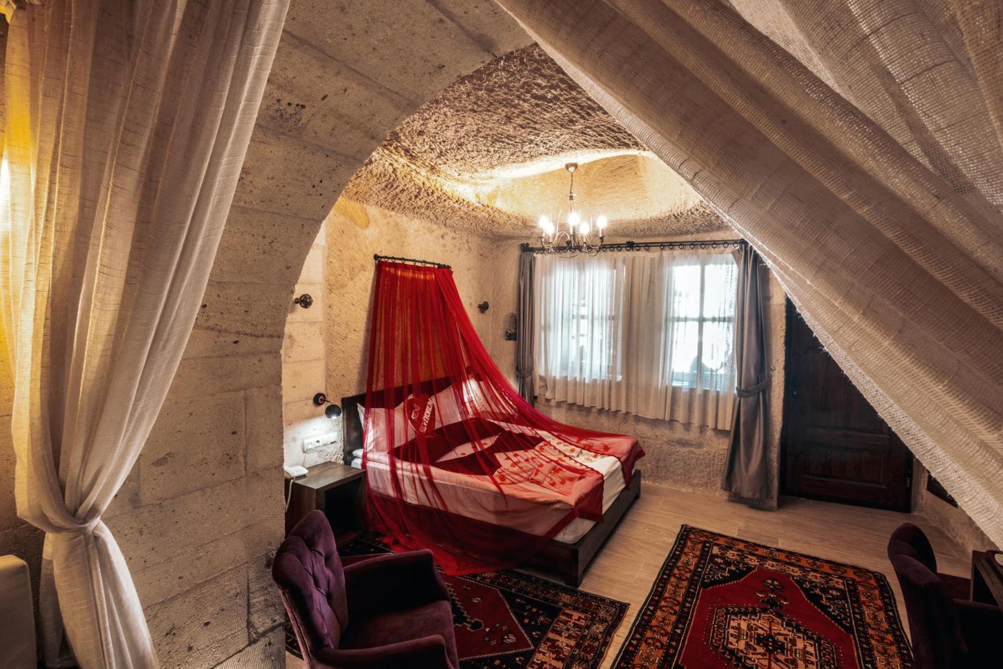Tafana Cave & Stone Lodge Ürgüp Bagian luar foto