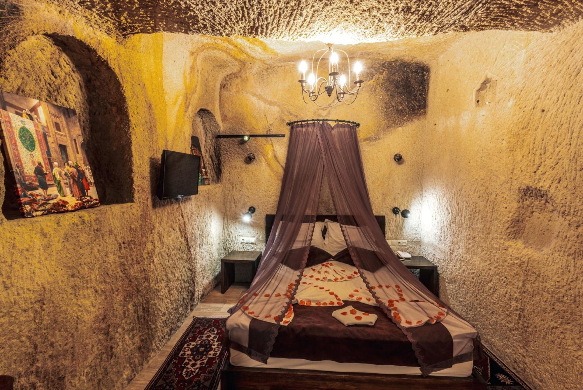 Tafana Cave & Stone Lodge Ürgüp Bagian luar foto