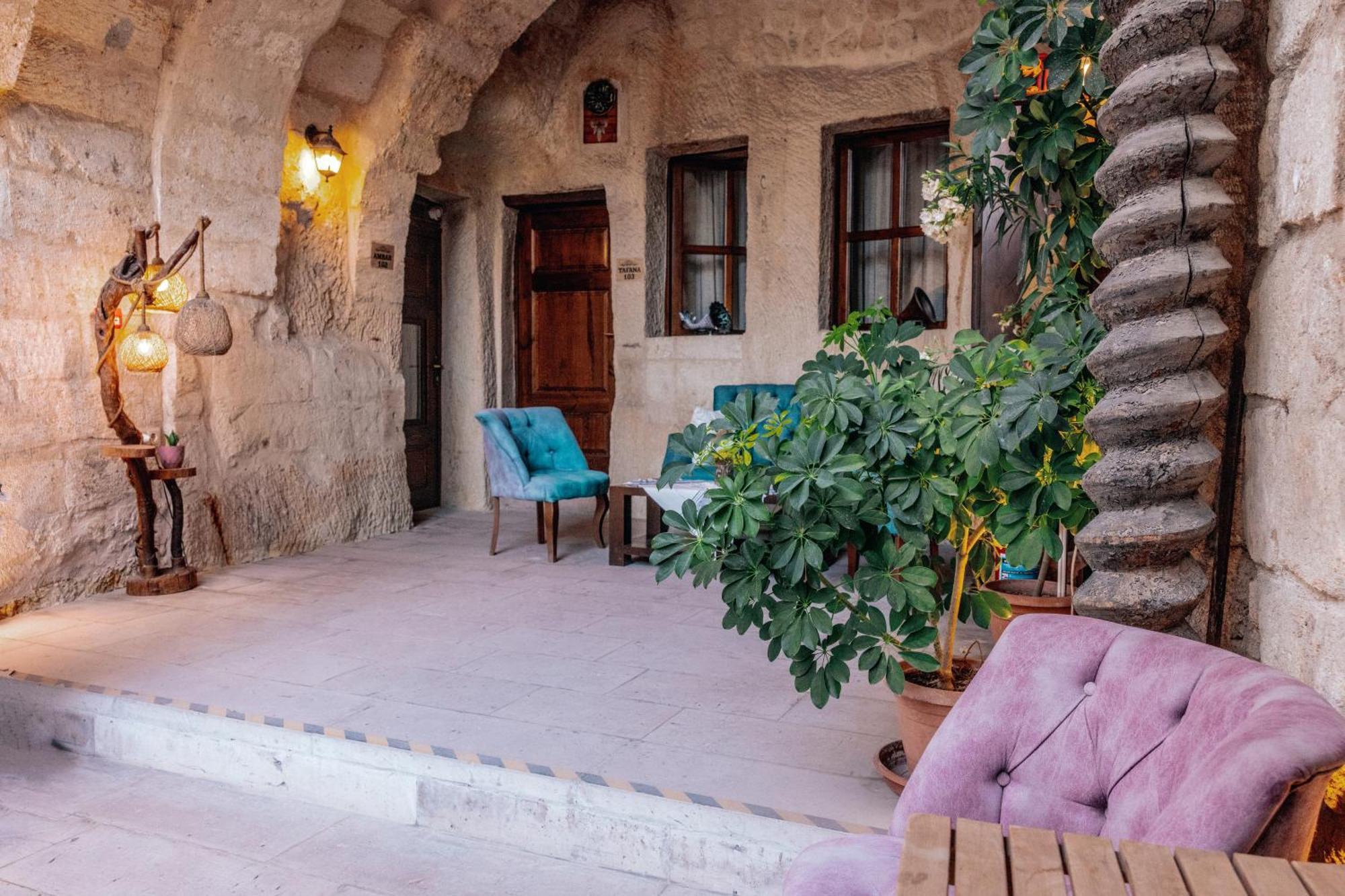 Tafana Cave & Stone Lodge Ürgüp Bagian luar foto