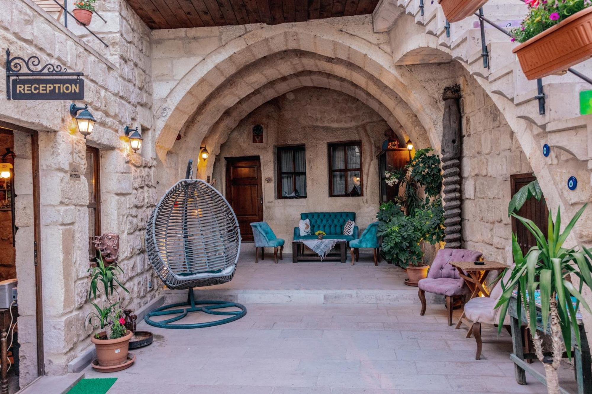 Tafana Cave & Stone Lodge Ürgüp Bagian luar foto