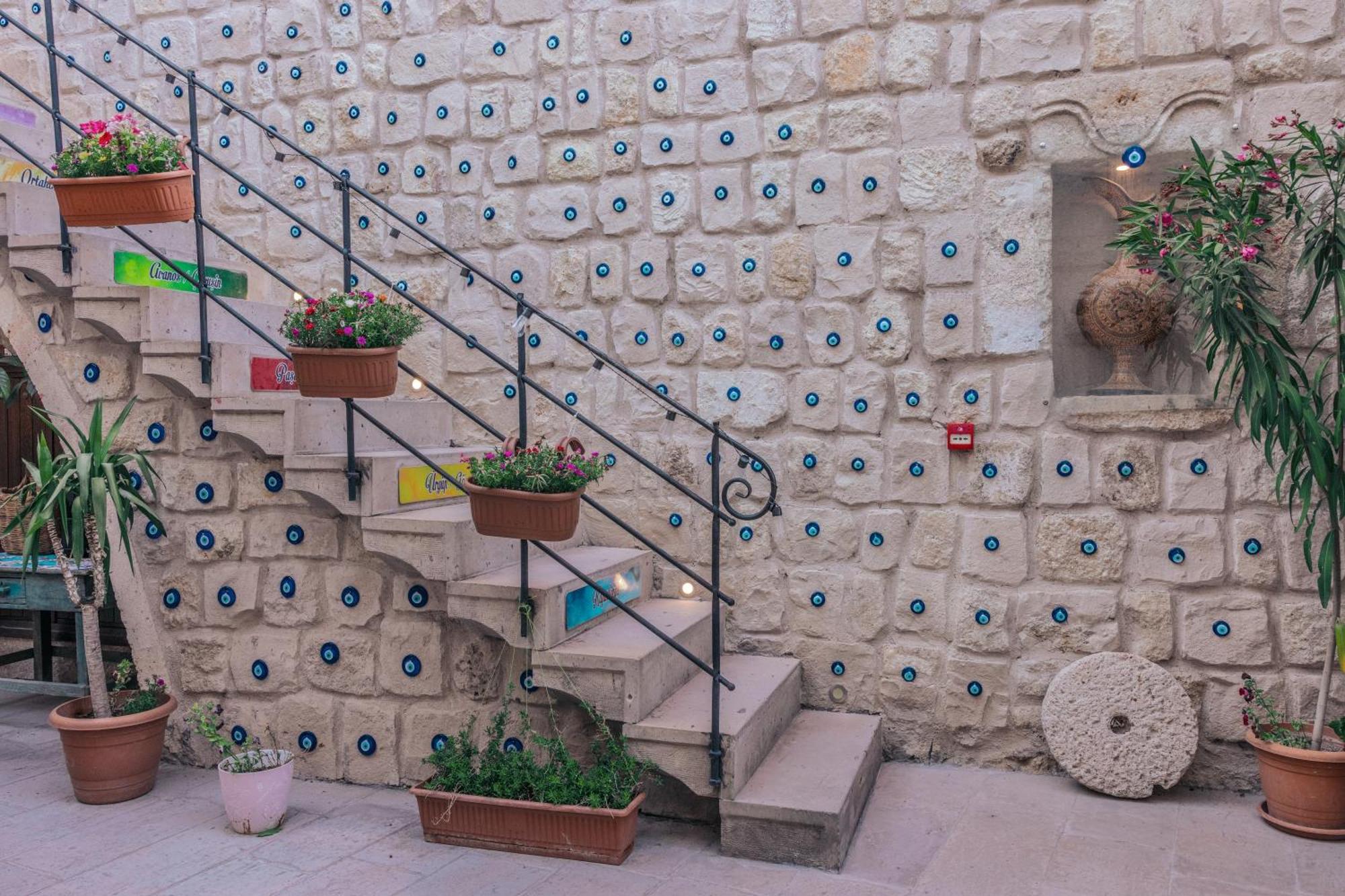 Tafana Cave & Stone Lodge Ürgüp Bagian luar foto