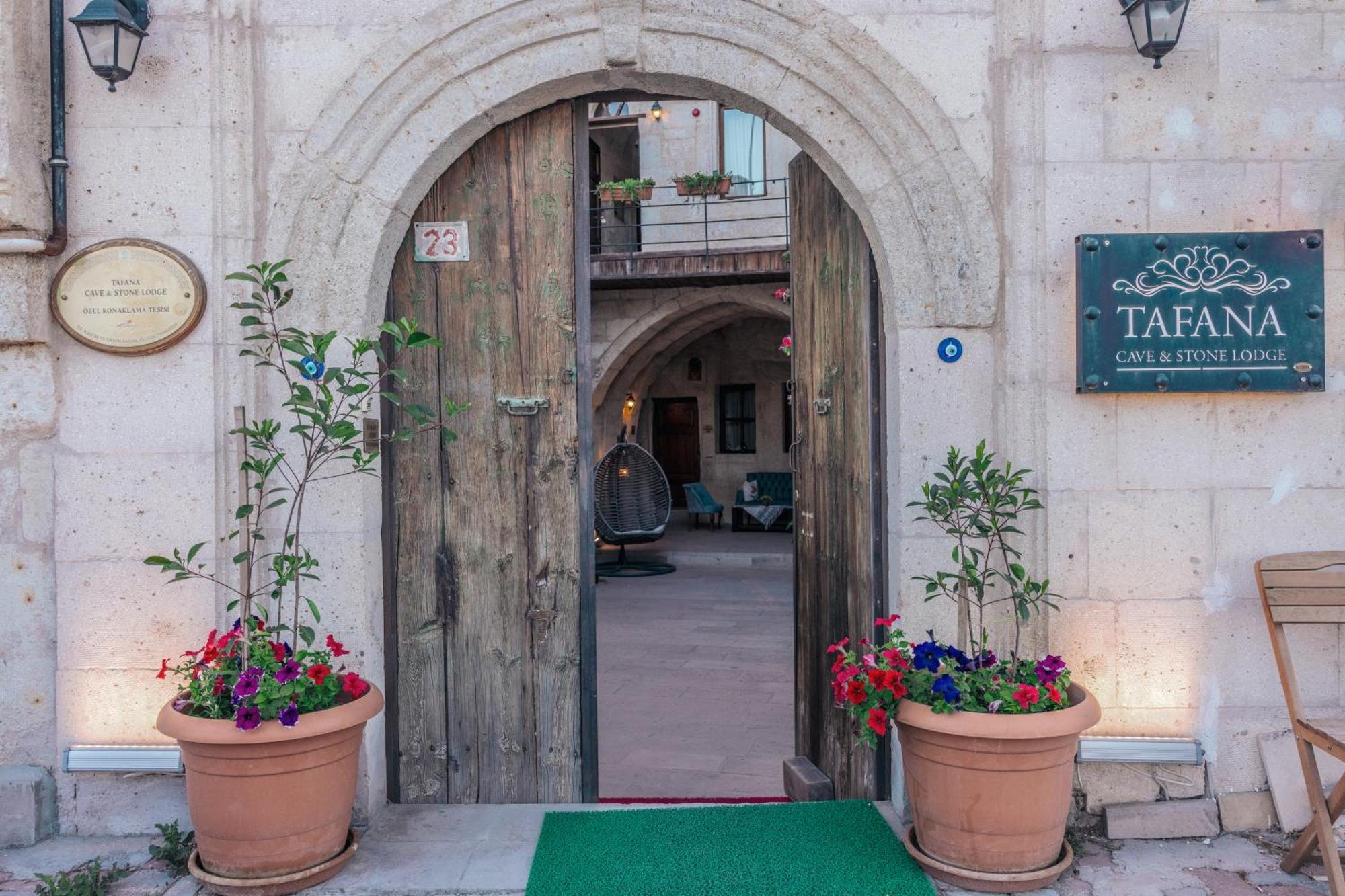 Tafana Cave & Stone Lodge Ürgüp Bagian luar foto