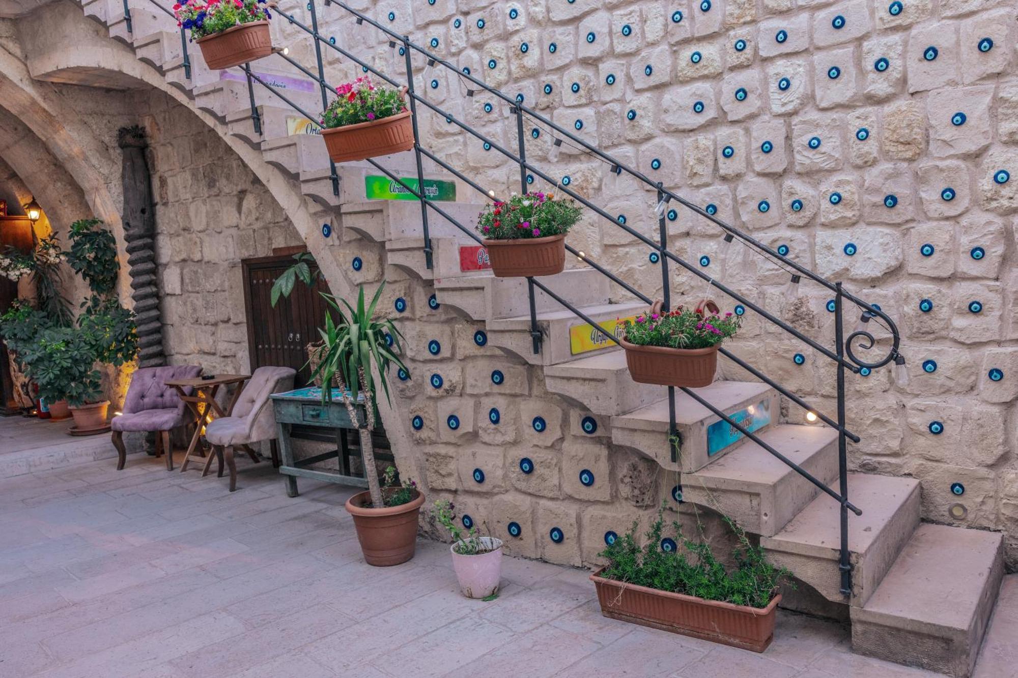 Tafana Cave & Stone Lodge Ürgüp Bagian luar foto