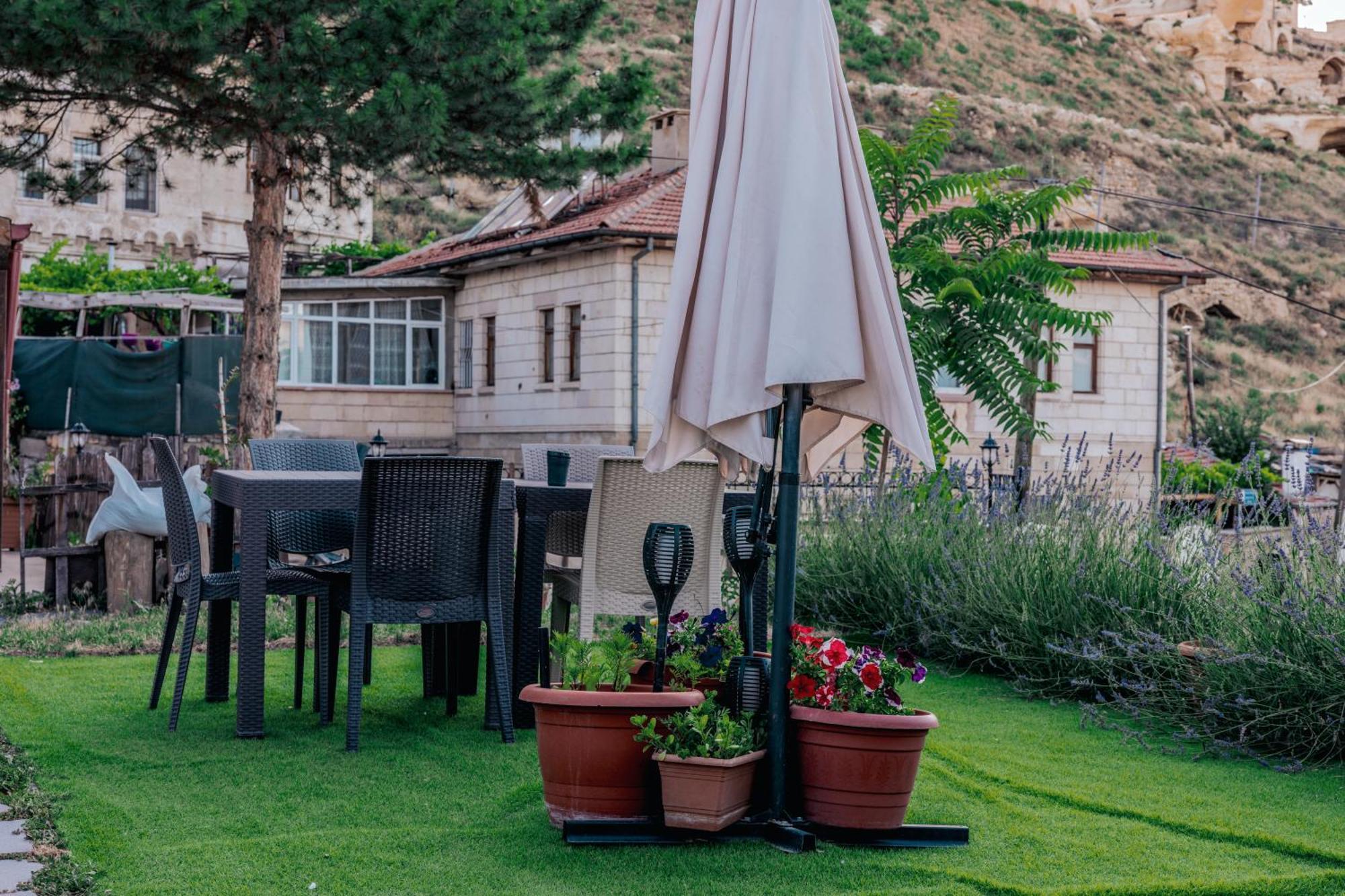 Tafana Cave & Stone Lodge Ürgüp Bagian luar foto