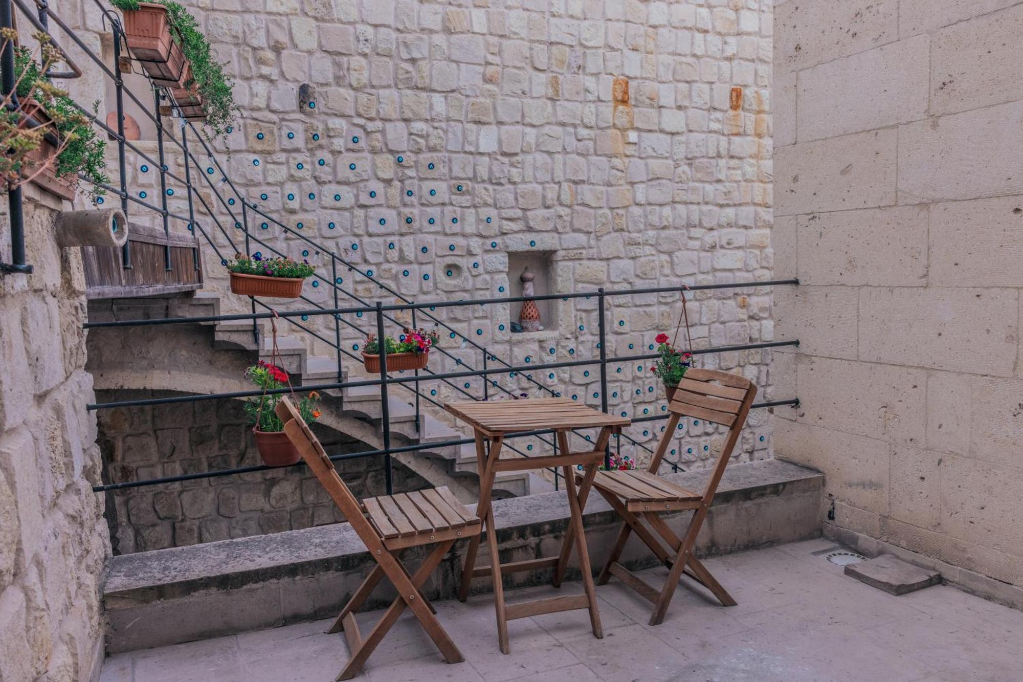 Tafana Cave & Stone Lodge Ürgüp Bagian luar foto